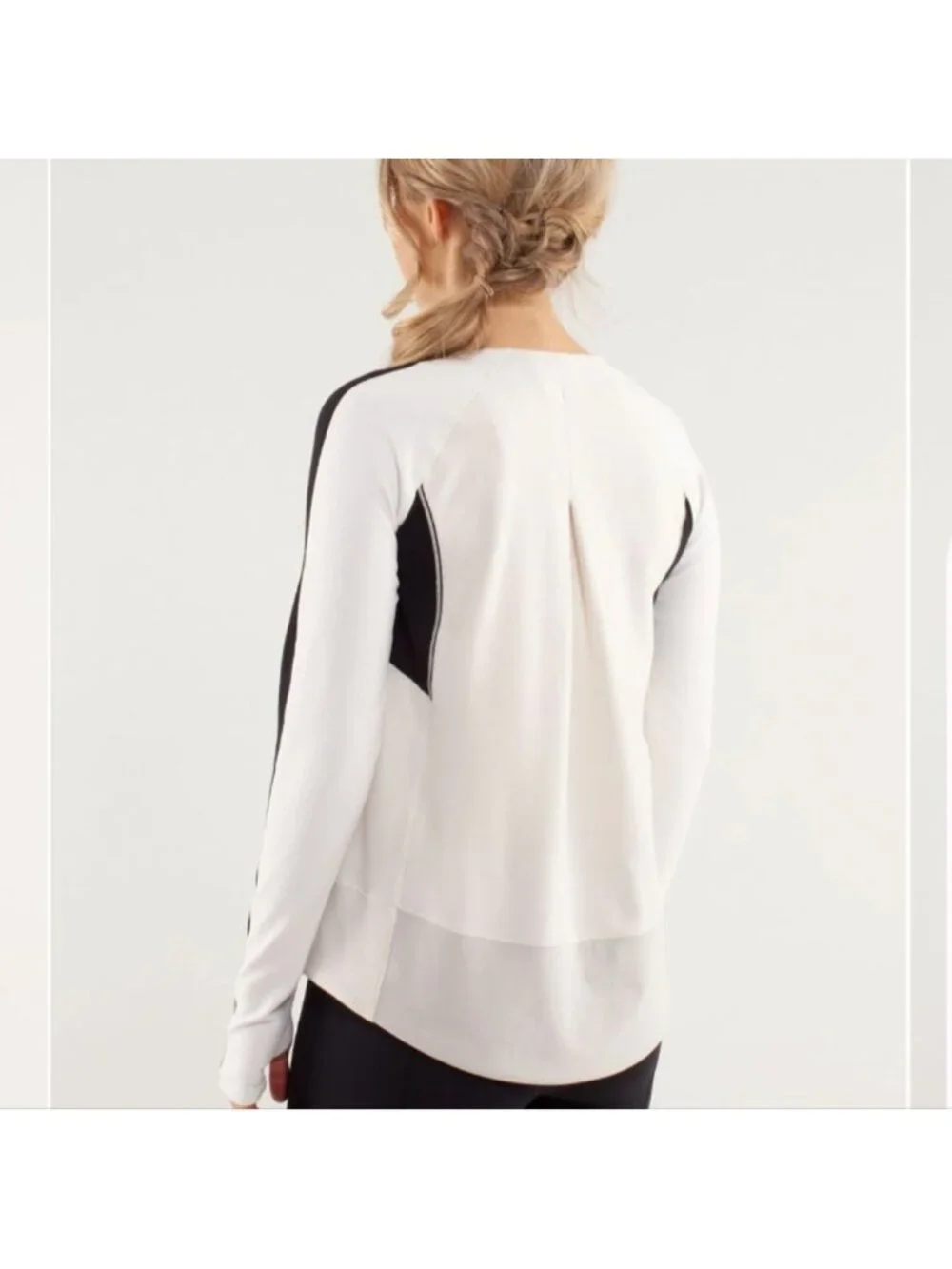 Lululemon Run: Bold In The Cold Long Sleeve Polar Cream / Black